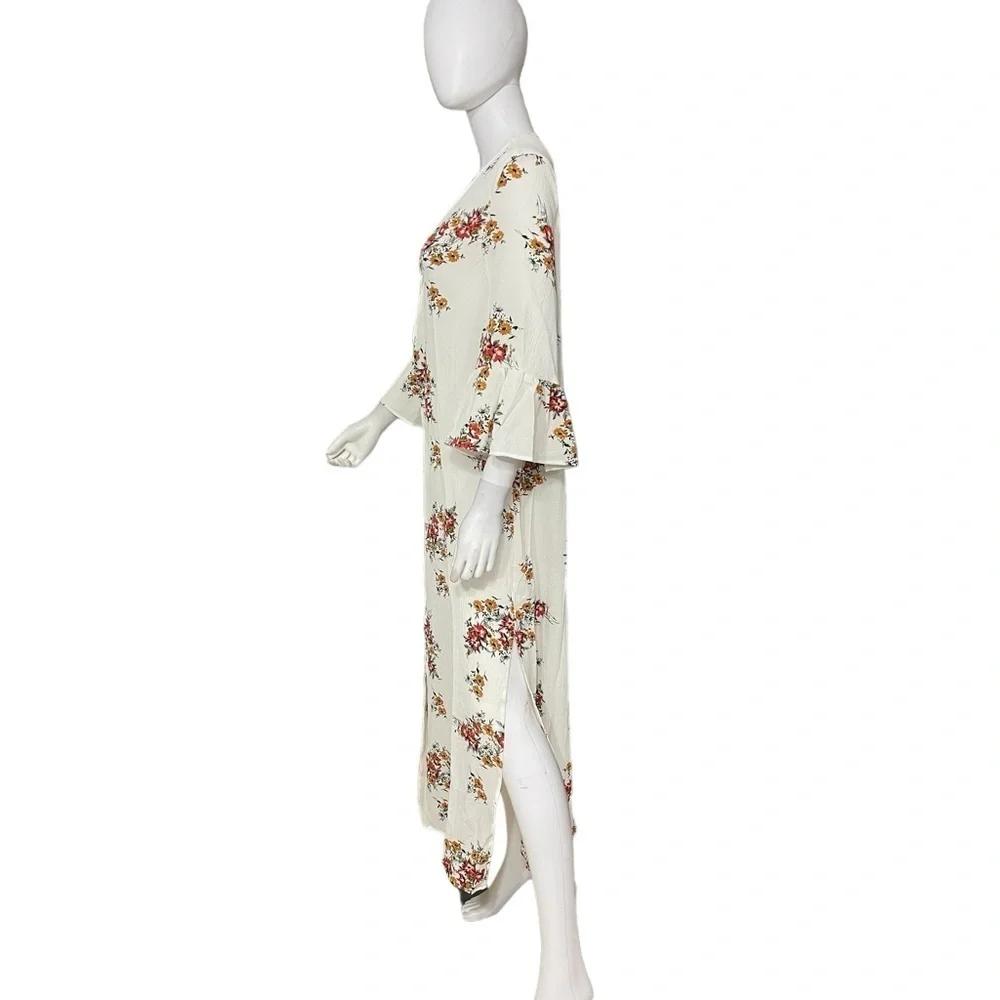 Blushing Heart Floral Ivory Duster - Picture 4 of 9